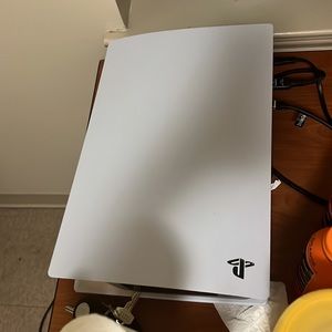 PlayStation 5 blu-ray version extra controller